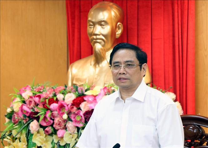 Ông là Ủy viên Bộ Chính trị: Khóa XII, XIII; Bí thư Trung ương Đảng: Khóa XII; Ủy viên Trung ương Đảng: Khóa XI, XII, XIII; Đại biểu Quốc hội: Khóa XIV.