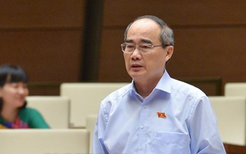 Ông Nguyễn Thiện Nhân cho biết thêm, với khả năng về ngoại ngữ, ông sẽ giành thời gian nghiên cứu để giúp TP.HCM những chuyên đề, ví dụ như: giúp TP Thủ Đức phát triển thành trung tâm kinh tế mới; cùng với chính quyền và nhân dân các quận, huyện, TP Thủ Đức nghiên cứu các vấn đề người dân quan tâm đến nhà ở, giao thông, giáo dục, y tế, bảo vệ môi trường…