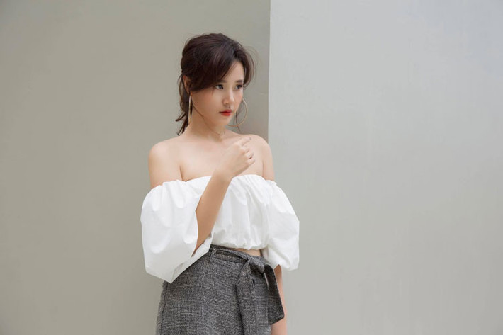 Kể từ khi bước chân vào làng giả trí, hot girl Midu gây ấn tượng bởi hình ảnh trong sáng, ngoan hiền. Ảnh: FBNV