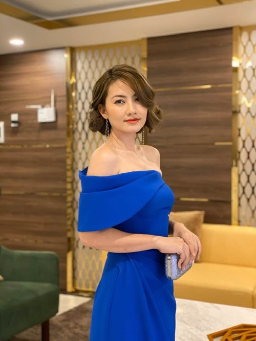 Nữ diễn viên tậu xe hơi, một căn hộ rộng rãi, đồng hồ 3 tỷ sau khi ly hôn.
