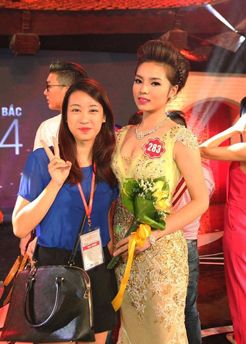 Đỗ Mỹ Linh và Hoa hậu Kỳ Duyên là đôi bạn thân. Cả hai đều sinh năm 1996 và học tại trường Đại học Ngoại thương Hà Nội. Tân Hoa hậu cũng từng đến cổ vũ Kỳ Duyên tại cuộc thi Hoa hậu Việt Nam 2014.