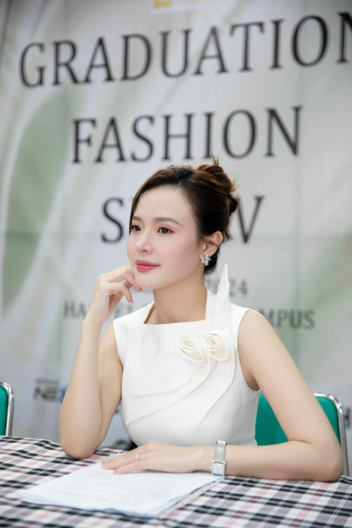 Diễn viên Midu có nhiều nguồn thu nhập. Cô hoạt động nghệ thuật, kinh doanh, làm giảng viên.