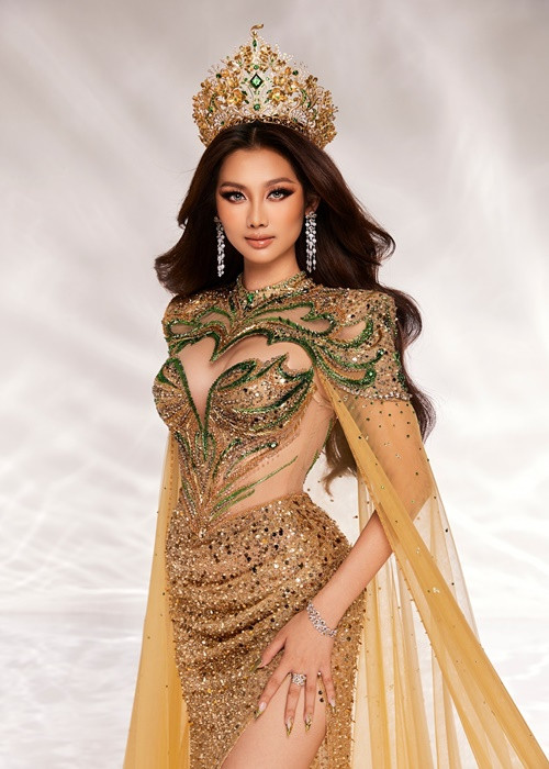 Nhan sắc của Quế Anh được nhận xét khá lạ lẫm sau hai tháng đăng quang. Ảnh: FB Võ Lê Quế Anh.
