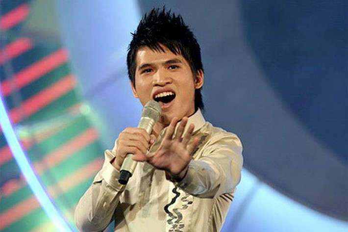 Năm 2008, Quốc Thiên bắt đầu gây chú ý khi về nhất cuộc thi Vietnam Idol. Ảnh: Giaoducvietnam