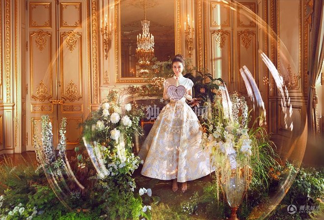 Lâm Tâm Như lộng lẫy trong bộ ảnh quảng cáo và hứa hẹn cô sẽ nổi bật không kém trong đám cưới với tài tử điển trai họ Hoắc.