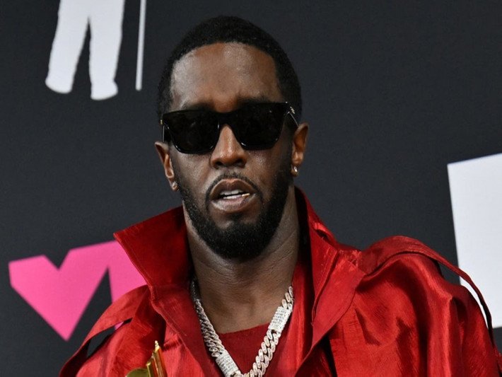 Năm 2008, rapper được gắn sao trên Đại lộ danh vọng Hollywood. Ảnh: Công An Nhân Dân.