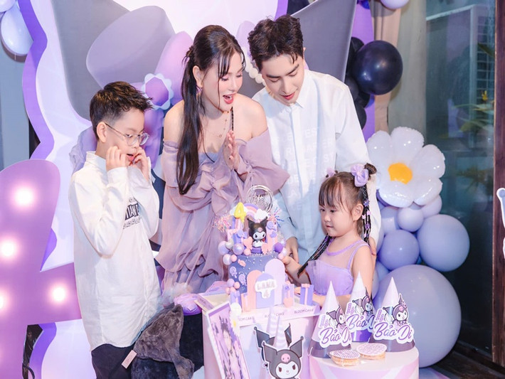 Nữ ca sĩ Thu Thủy vừa tổ chức sinh nhật cho cô con gái thứ hai. Ảnh: FB Kim Cương.