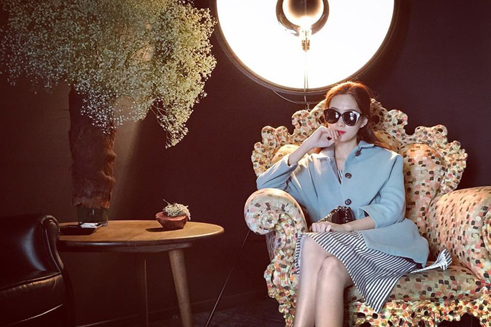 Sau 4 năm đăng quang Hoa hậu Việt Nam, Thu Thảo ngày càng đẹp mặn mà, cuốn hút hơn. (Ảnh: Instagram nhân vật)