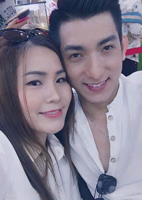 Chồng cũ Phi Thanh Vân - Bảo Duy hạnh phúc bên vợ mới cưới.