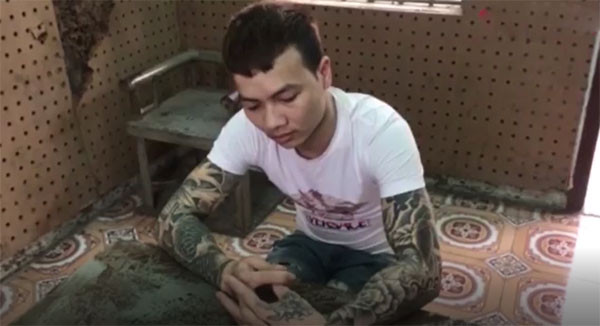 Người chơi lô, đề tự chọn 2 số để dự đoán có trùng với 2 số cuối của giải đặc biệt hoặc giải nhất trong kết quả xổ số Miền Bắc hay không. Giải thưởng được trả sẽ gấp 80 lần số tiền đã bỏ ra mua. Còn nếu đoán trùng 3 số cuối của giải đặc biệt, tiền thắng sẽ gấp 400 lần.