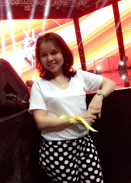 Em gái giọng ca “Say tình” hiện đang sống và làm việc tại Sài Gòn. Cô cũng đã lập gia đình. (Ảnh: Kul News)