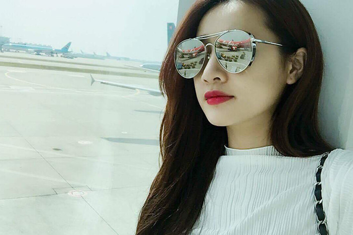 Nhiều người cho rằng chuyện tình cảm của cặp đôi diễn viên phim “49 ngày” trục trặc bắt nguồn từ clip Nhã Phương thân thiết với đồng nghiệp nam. Ảnh: FBNV