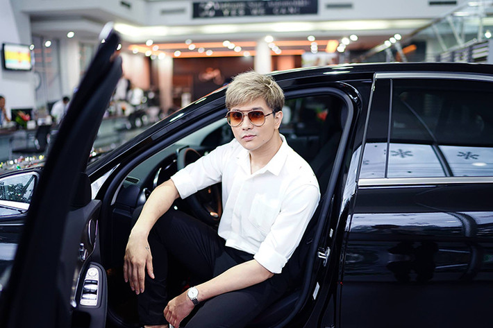 Bình Minh - Trương Quỳnh Anh đang trở thành tâm điểm khi bị rò rỉ loạt ảnh tình tứ trên mức đồng nghiệp. Giữa ồn ào của Trương Quỳnh Anh, dư luận cũng đổ dồn sự chú ý vào Tim - chồng của nữ diễn viên. Ảnh: FBNV