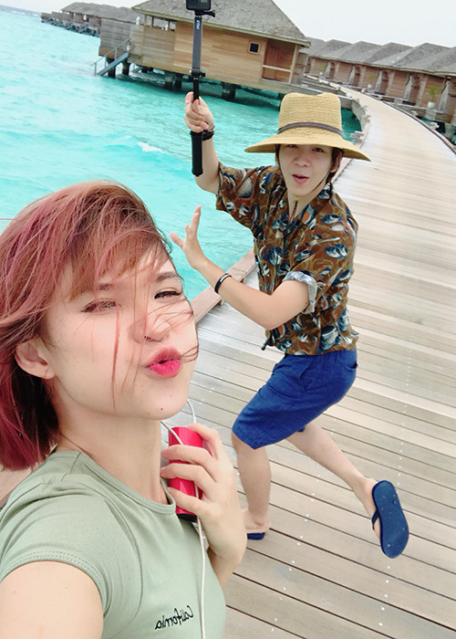 Hot Face sao Việt 24h: Trên trang cá nhân, Kelvin Khánh khỏe ảnh trăng mật bên Khởi My ở Maldives.