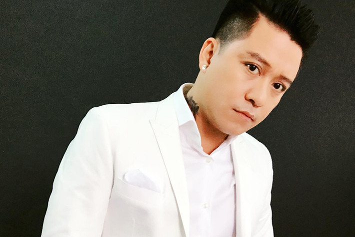 Ồn ào giữa Tuấn Hưng và Duy Mạnh cũng làm nóng dư luận. Theo đó, sau dòng chia sẻ của Tuấn Hưng về người đàn ông “đố kỵ”, Duy Mạnh đăng tải một số đường link bài hát mà Tuấn Hưng thể hiện kèm lời khen nhưng lại bình luận bằng những động từ mạnh. (Ảnh: FBNV)