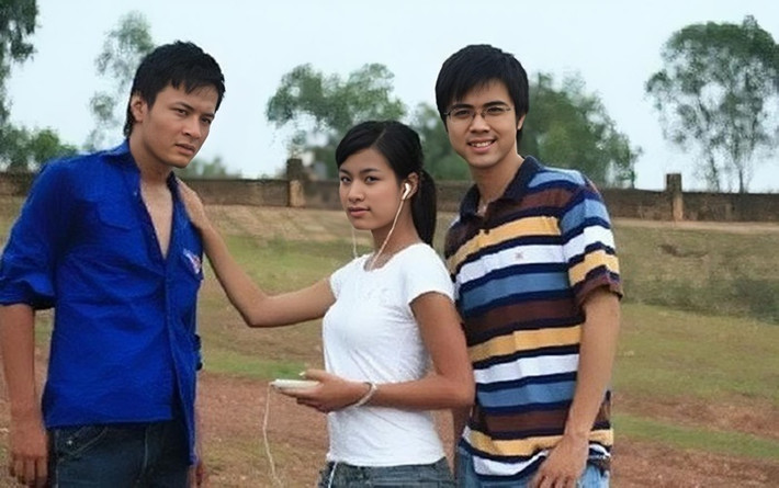 Hồng Đăng (ngoài cùng bên trái) đóng Dũng trong Nhật ký Vàng Anh phần 1 và Huy trong phần 2. Ảnh: Tiền Phong.