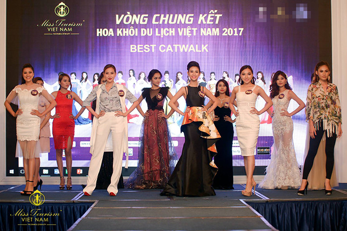 Tại cuộc thi, Ngân Anh cạnh tranh với 2 người đẹp được đánh giá cao Nguyễn Thị Thành và Đỗ Trần Khánh Ngân. Ảnh: Fanpage