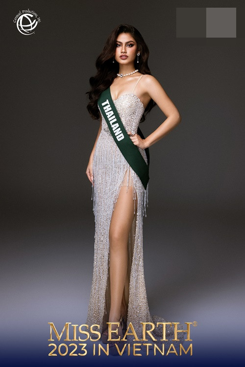 Cora Bliault - Hoa hậu Trái đất Thái Lan 2023 năm nay 18 tuổi, cao 1m78. Cô sinh viên ngành Quản lý Khách sạn mang dòng máu Thái - Canada. Cora được kỳ vọng sẽ làm nên chuyện trong chung kết Hoa hậu Trái đất 2023.