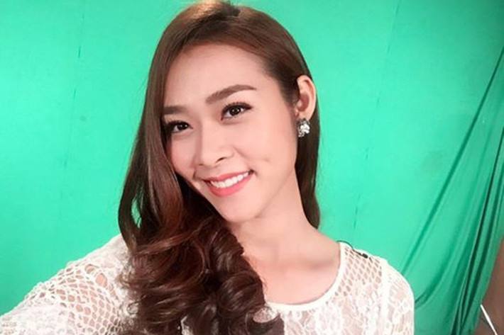 Trở lại với nghệ thuật, Diệp Bảo Ngọc nhận được khá nhiều lời mời đóng phim. Năm nay, cô tham gia phim “Găng tay đỏ” và “Mật danh rocker”.