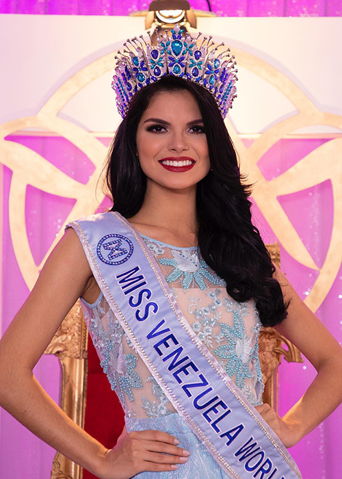 Alejandra Conde cũng sẽ là đối thủ của Đỗ Thị Hà ở Hoa hậu Thế giới. Đại diện Venezuela đăng quang ở quê nhà hồi tháng 9/2020.