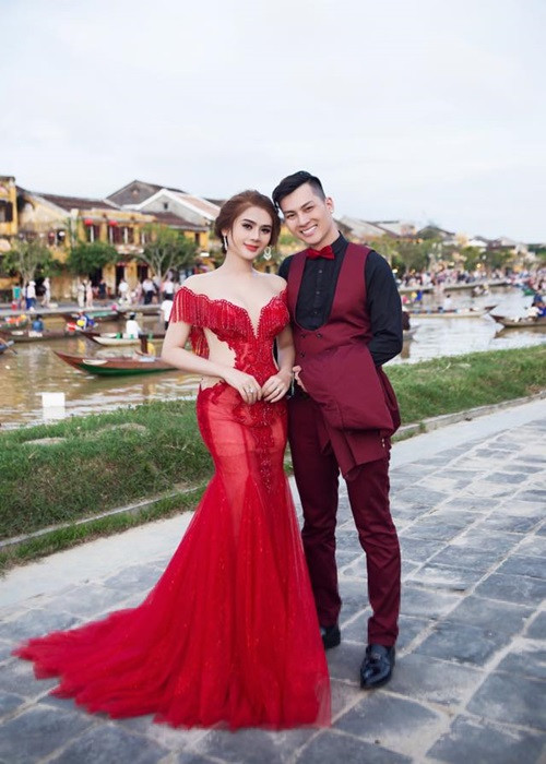 Vẻ ngoài điển trai giúp Phi Hùng chinh phục được trái tim của Lâm Khánh Chi. Ảnh: Dân Việt