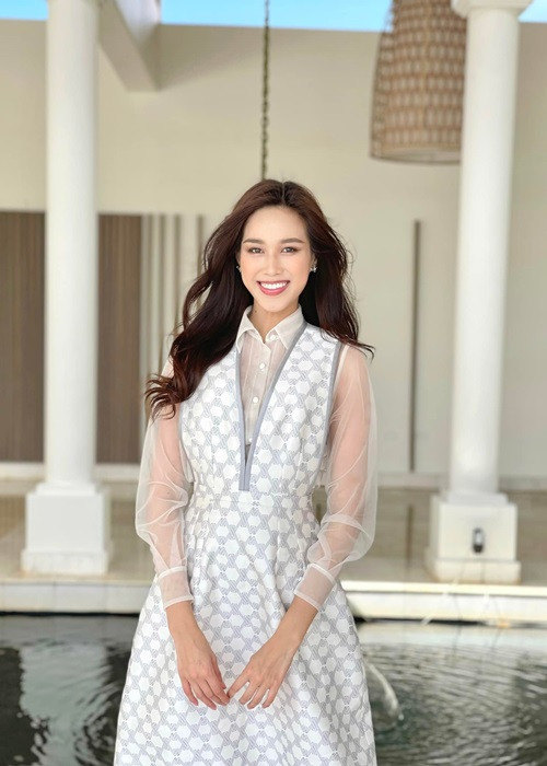 Mới đây, chung kết Miss World 2021 - Hoa hậu Thế giới 2021 bị hoãn vào phút chót vì dịch bệnh. Đỗ Thị Hà cùng các thí sinh rục rịch rời Puerto Rico.