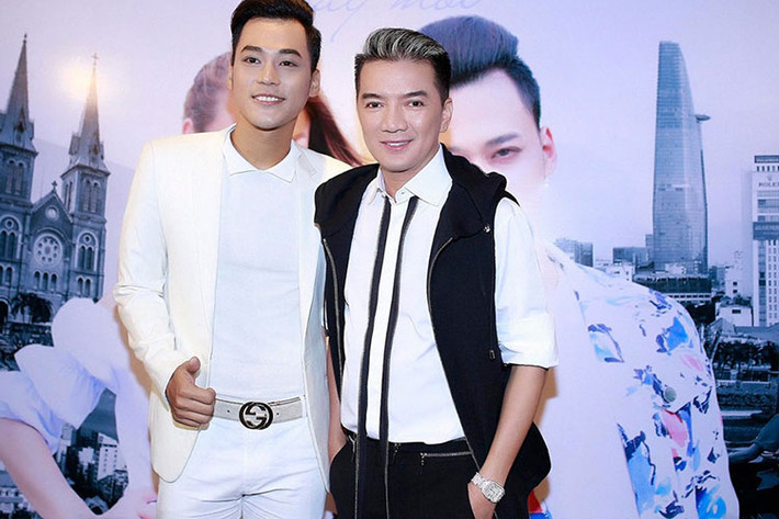 Phan Ngọc Luân đang bị dư luận chỉ trích khi tiết lộ từng ngủ chung giường "quá giới hạn bình thường" với Đàm Vĩnh Hưng. Theo lời chia sẻ của Phan Ngọc Luân trong chương trình 1 tiếng kể hết, tình cảm của Đàm Vĩnh Hưng và Phan Ngọc Luân là song phương và kéo dài hơn 1 năm. Ảnh: Zing