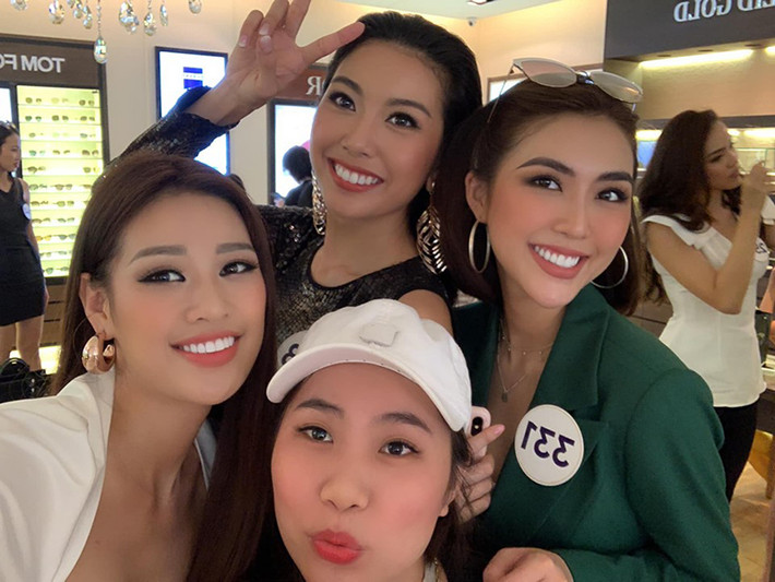 Thúy Vân là Á hậu 3 cuộc thi Hoa hậu Quốc tế 2015.