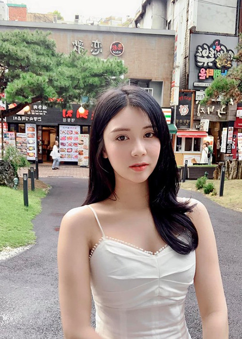 Công việc của Thanh Bi khi không còn được Quang Lê hậu thuẫn dường như vẫn thuận lợi.