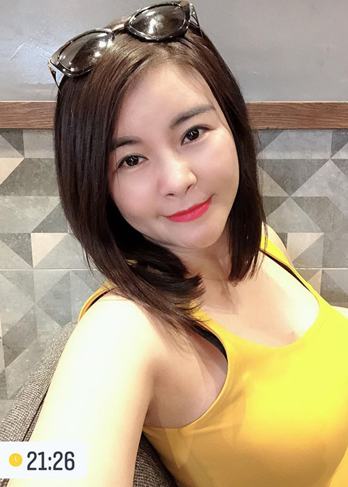 Trên trang cá nhân, Kim Oanh thường chỉ chia sẻ những status vu vơ về tình yêu.