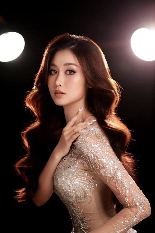 Hoa hậu Võ Lê Quế Anh chia sẻ trên Znews, cô sinh ra trong gia đình gia giáo, nhận được sự dạy dỗ của bố mẹ. Ảnh: Đời Sống Gia Đình.