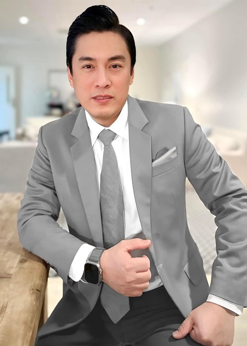 Ca sĩ Lam Trường chia sẻ trên Vietnamnet, do sống cùng vợ con ở Mỹ, nam ca sĩ bỏ trống căn nhà 50 tỷ tại Việt Nam. Ảnh: FB Lam Trường.