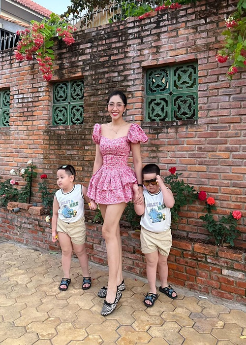 Chồng cũ của Thu Thảo chu cấp cho mỗi con trai 8 triệu đồng một tháng.