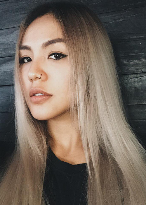 Phan Quỳnh Như là thí sinh chiến thắng vòng online để bước vào vòng ghi hình The Face 2017. Cô vốn là người mẫu ảnh và thường tham gia diễn xuất trong các MV ca nhạc của ca sĩ nổi tiếng. Ảnh: FBNV