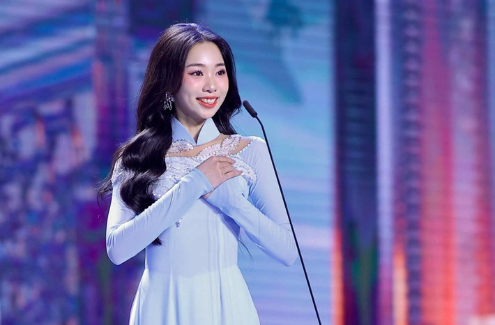 Có kinh nghiệm thi nhan sắc, cô nhanh chóng gây ấn tượng khi tham gia cuộc thi Hoa hậu Việt Nam 2024.