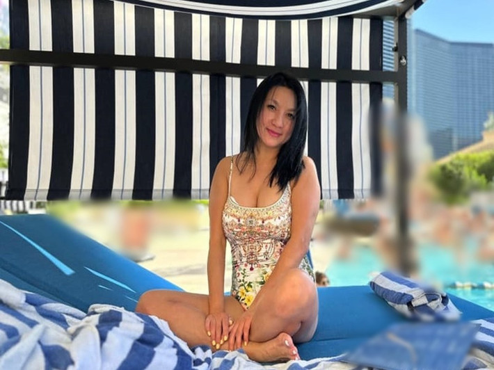 Tình cũ Lý Hùng từng nhịn ăn vài ngày để tự tin diện áo tắm.