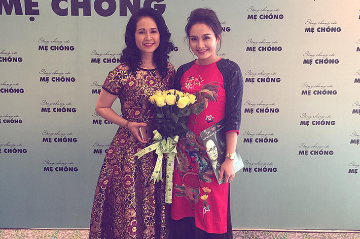 “Sống chung với mẹ chồng” là dự án truyền hình đầu tiên nghệ sĩ Lan Hương và Bảo Thanh làm việc cùng nhau. Trước đó, cả hai đã quen biết nhau trên sân khấu kịch. Ảnh: FBNV