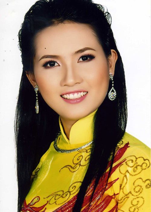 Phan Thị Mơ sinh năm 1990, đến từ Tiền Giang. Năm 2010, cô đăng quang cuộc thi Duyên dáng miệt vườn. Sau cuộc thi này, Phan Thị Mơ miệt mài tham gia các sân chơi nhan sắc. Ảnh: Người lao động