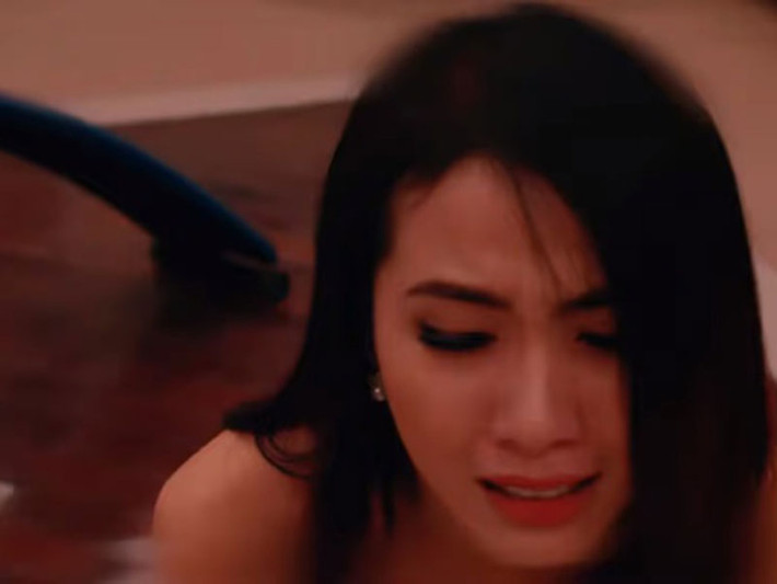 Phim “Kiều @” bị chê thảm họa ngay khi vừa ra mắt. Số đông người xem cho rằng kỹ thuật làm phim tệ hại, nội dung khó hiểu và nữ chính Phan Thị Mơ chỉ là "bình hoa di động". Ảnh: Zing