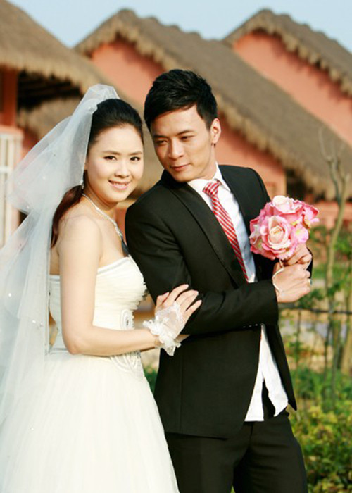 Trong khi đó, Hồng Đăng tạo nên cơn sốt “Cầu vồng tình yêu” với vai chàng công tử lạnh lùng nhưng si tình Minh Khang. (Ảnh: Zing)