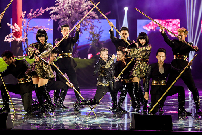 Có thể nói, “Diamond Show” thực sự là liveshow đáng nhớ nhất của Đàm Vĩnh Hưng trong quãng đường 20 năm ca hát.