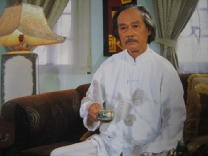 Ông còn từng đóng các phim: Bức tường không xây, Người chiến sĩ trẻ, Nổi gió, Sau cơn bão, Bài ca ra trận, Chạy án, Lều chõng, Chủ tịch tỉnh, Cầu vồng tình yêu. Ảnh: Tiền Phong.