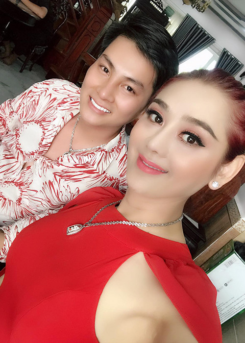 Từ khi về nhà chồng, Lâm Khánh Chi vốn được chồng cưng chiều, mẹ chồng yêu thương.