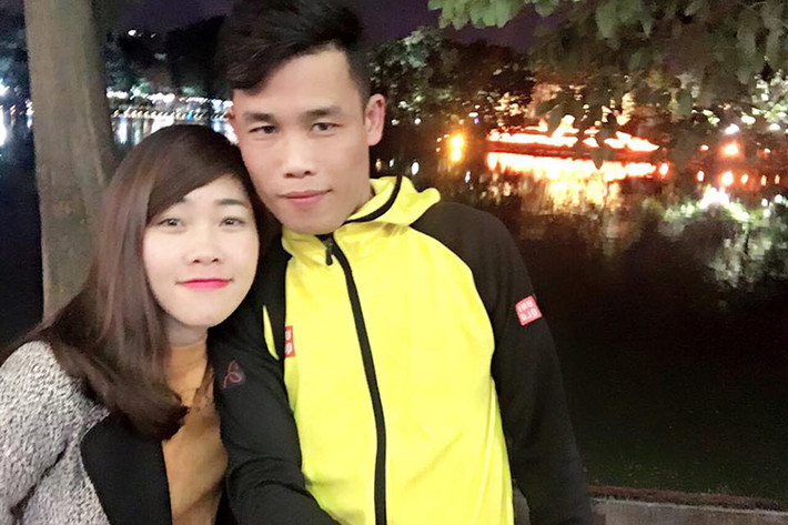 Khi hẹn hò, Hiệp Gà tấm tắc Diệu Thúy biết chăm lo cho gia đình anh, đặc biệt quý mến con gái riêng của Hiệp Gà.