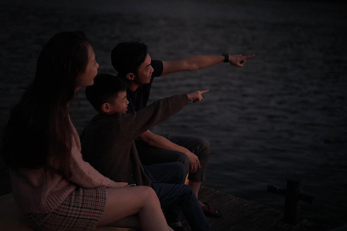 Được biết, Đàm Thu Trang hết mực quan tâm, chăm sóc con trai riêng của Cường Đô la. Trong ảnh, Đàm Thu Trang, Cường Đô la và bé Subeo thân thiết như một gia đình.