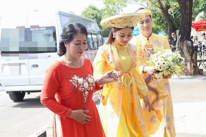Kết hôn với Trần Phi Hùng, Lâm Khánh Chi được chồng và gia đình yêu thương, đặc biệt là mẹ chồng. Ảnh: Vietnamnet