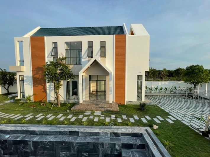 Lê Giang có một căn biệt thự biển 600 m2 trị giá gần 10 tỷ đồng ở Vũng Tàu. Ảnh: FBNV