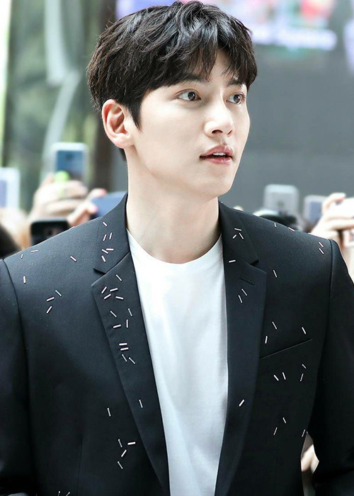 Mới đây, Ji Chang Wook bất ngờ trở thành tâm điểm vì hình ảnh của anh xuất hiện trong chương trình của đài SBS khui loạt bê bối của Seungri. Ảnh: Fanpage