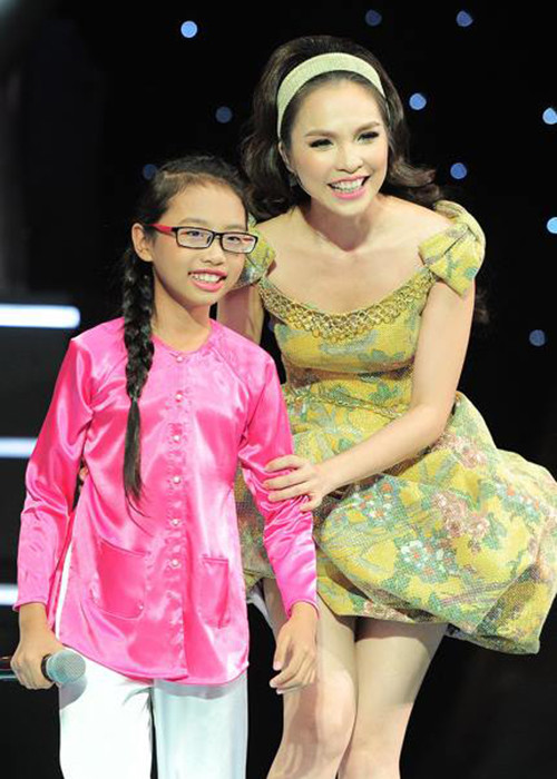 6 năm trước, Phương Mỹ Chi là hiện tượng dân ca trong gameshow âm nhạc Giọng hát Việt nhí.