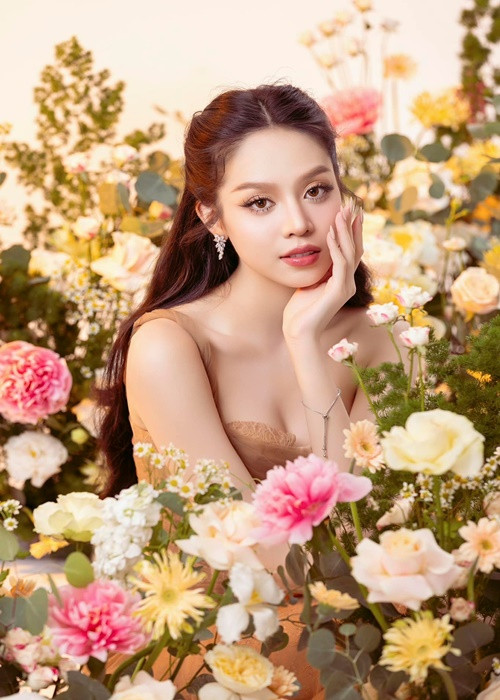 Cũng theo bà Kim Dung, Thanh Thủy có hình thể rất đẹp, có thể nói là không kém cạnh bạn bè quốc tế. Ảnh: FB Thanh Thủy.
